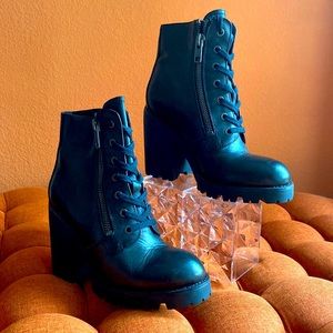 ASH brand black leather boots size 40 or 9.5